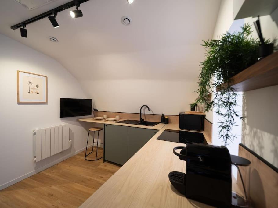 Le Cocon - Petit 2 Couchages - Centre Historique Apartment *